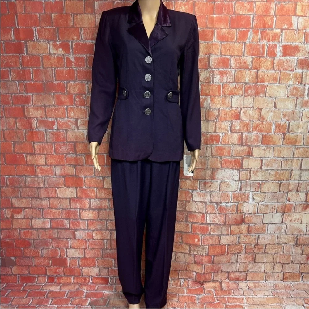 Virgo II Vintage 90’s Deadstock Satin Trimmed‎ Pantsuit